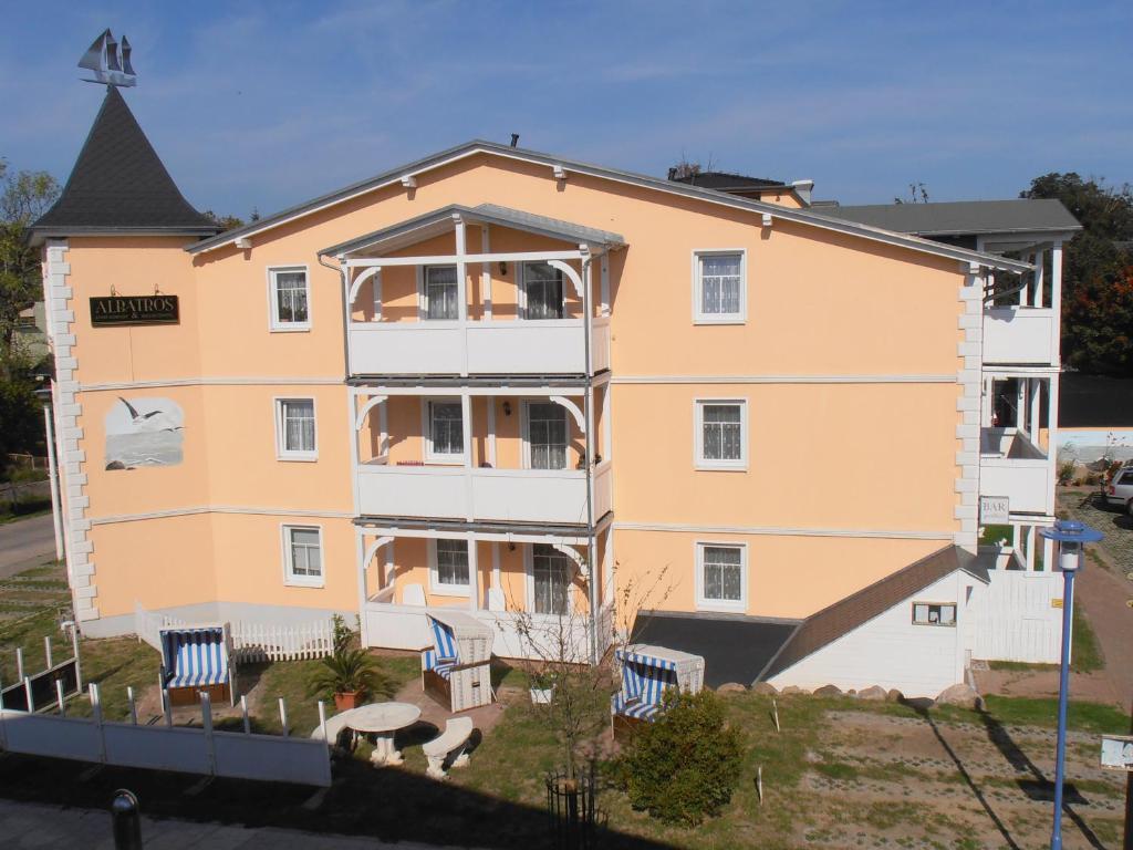 Hotel Albatros Goehren  Εξωτερικό φωτογραφία