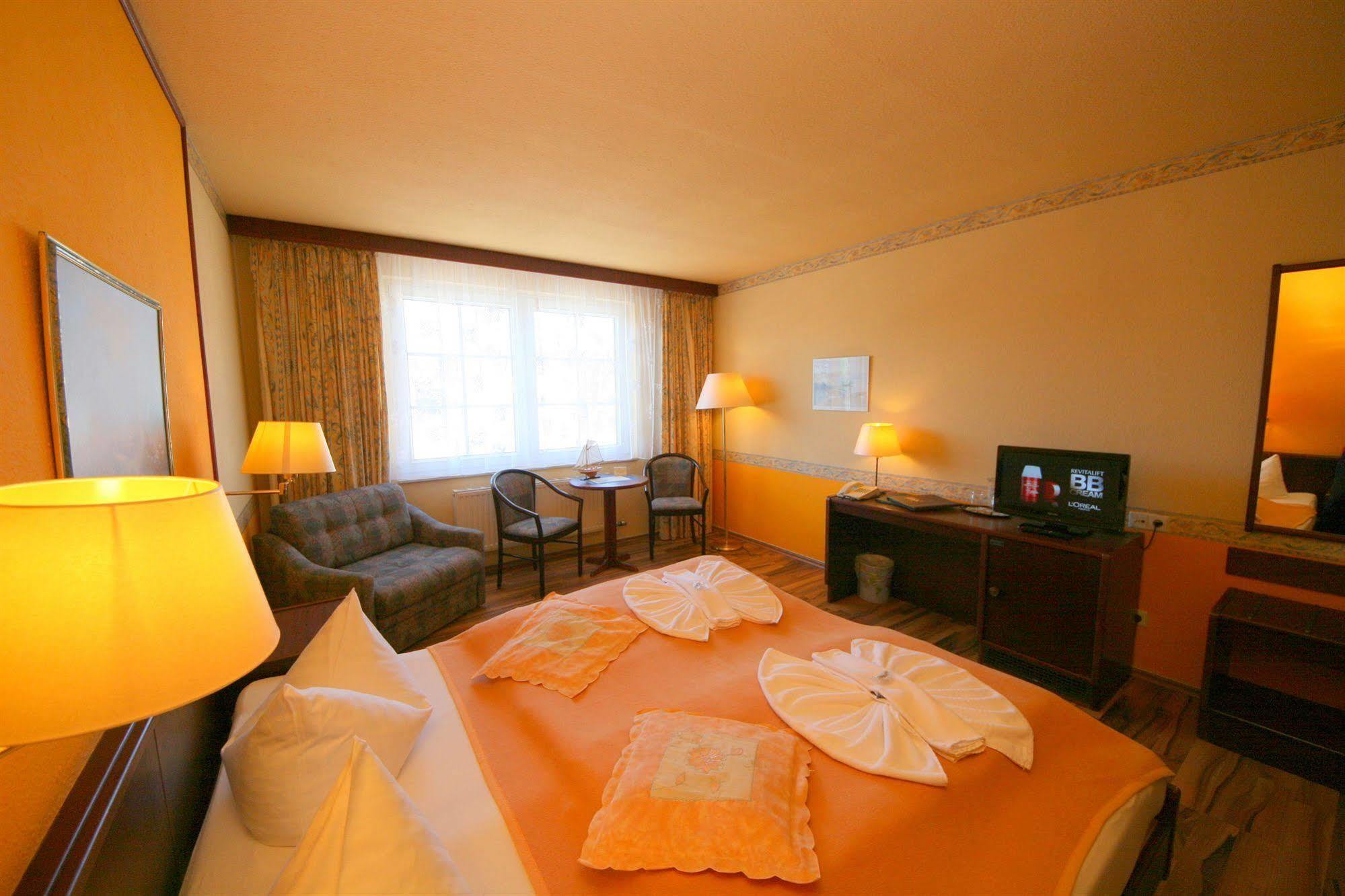 Hotel Albatros Goehren  Εξωτερικό φωτογραφία